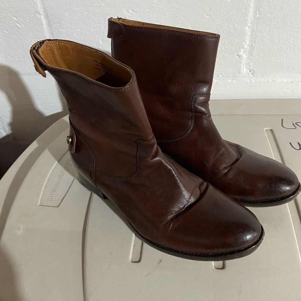 Women’s size 11 Frye Boots
